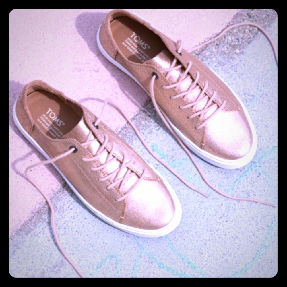 Toms Lenox Rose Gold Metallic Leather Sneakers 9.5